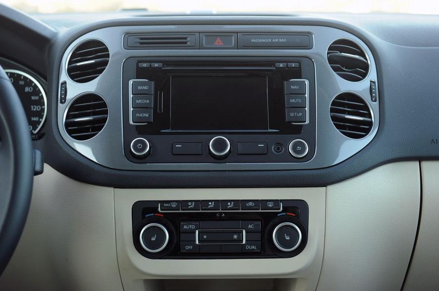  Volkswagen Tiguan 2011 года  (фото 66 из 146)